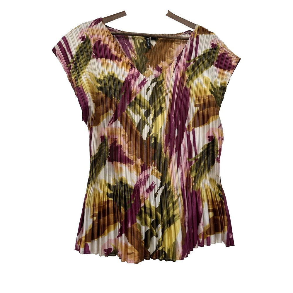 MILANO Top Accordian Pleated Artsy watercolor spring plus 2x stretch V-neck